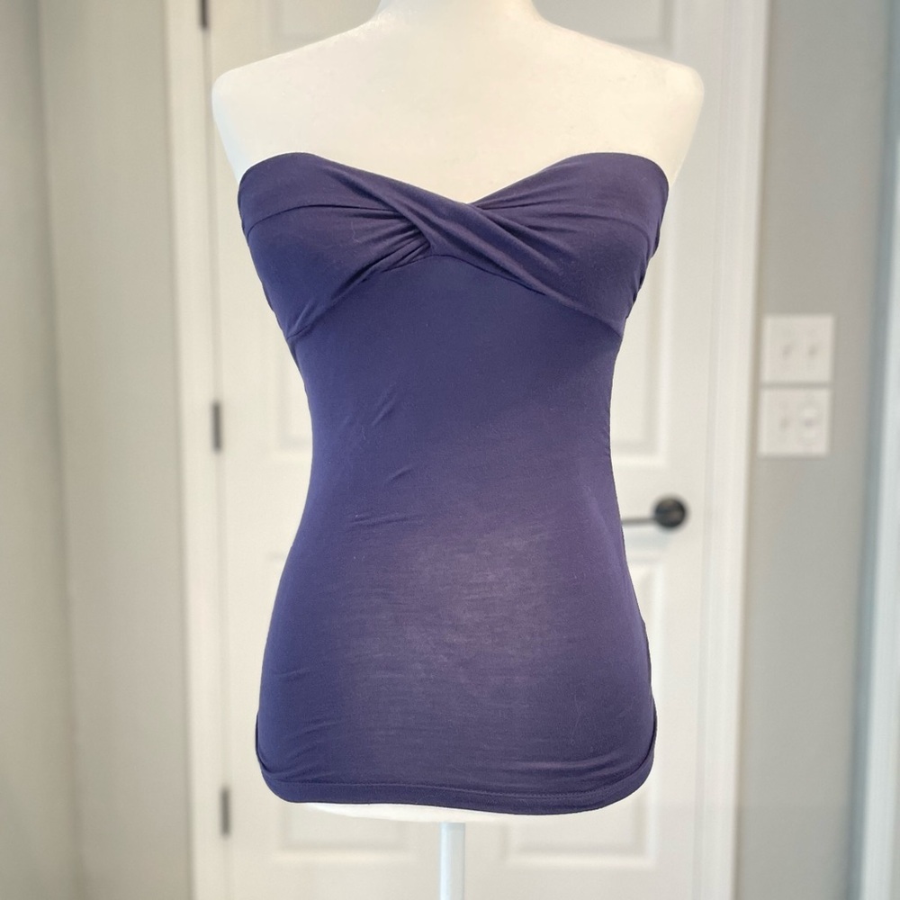Zenana Outfitters Navy Blue Strapless Sweetheart Fitted Top